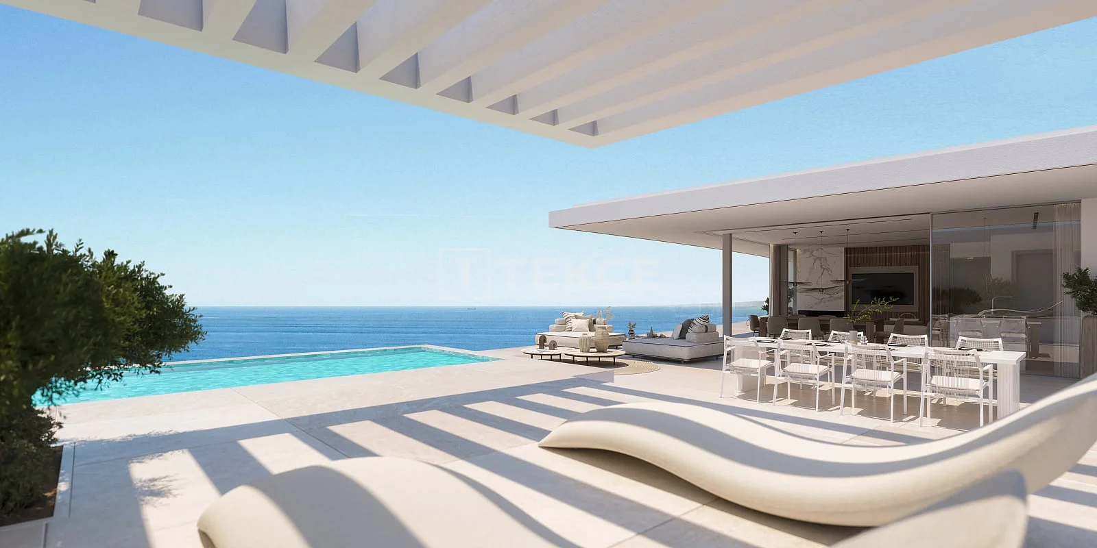 3-Bedroom Apartment with Sea View in Fuengirola