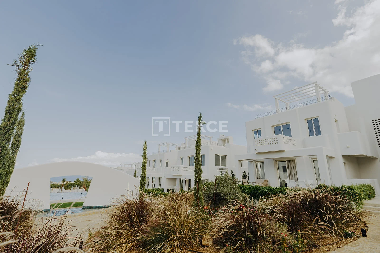 2-Bedroom Apartment with Sea View in Kyrenia, Cyprus, photo 2