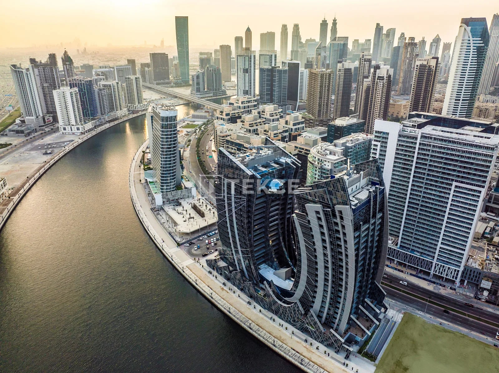 1-Bedroom Apartment with City View in Business Bay, Dubai, photo 5