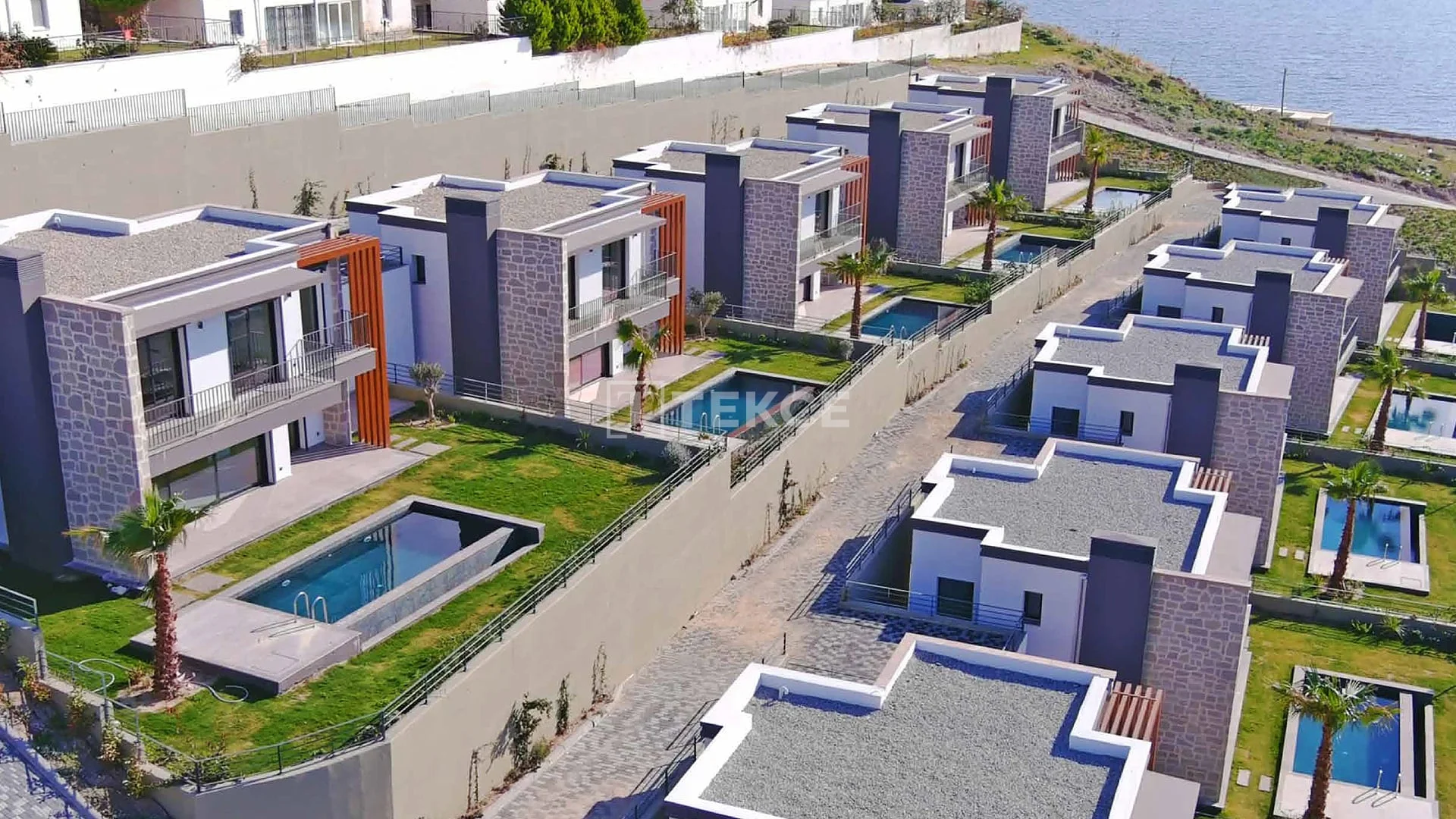 4-Bedroom Villa with Private Pool and Garden in Bodrum, photo 3