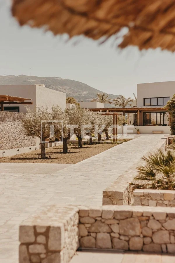 5-Bedroom Villa with Private Pool in Murcia, Spain, photo 2