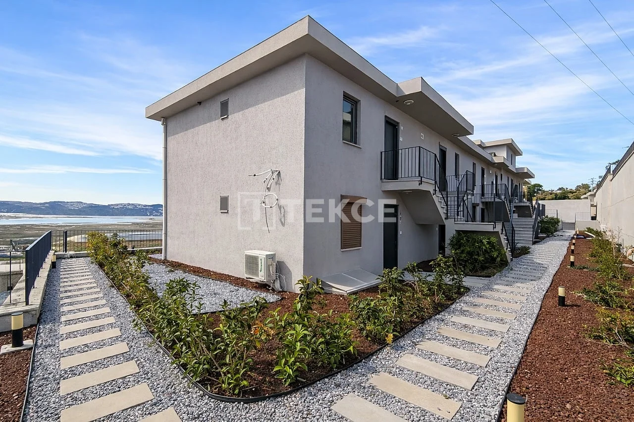 2-Bedroom Apartment with Lake and Sea Views in Milas, photo 5
