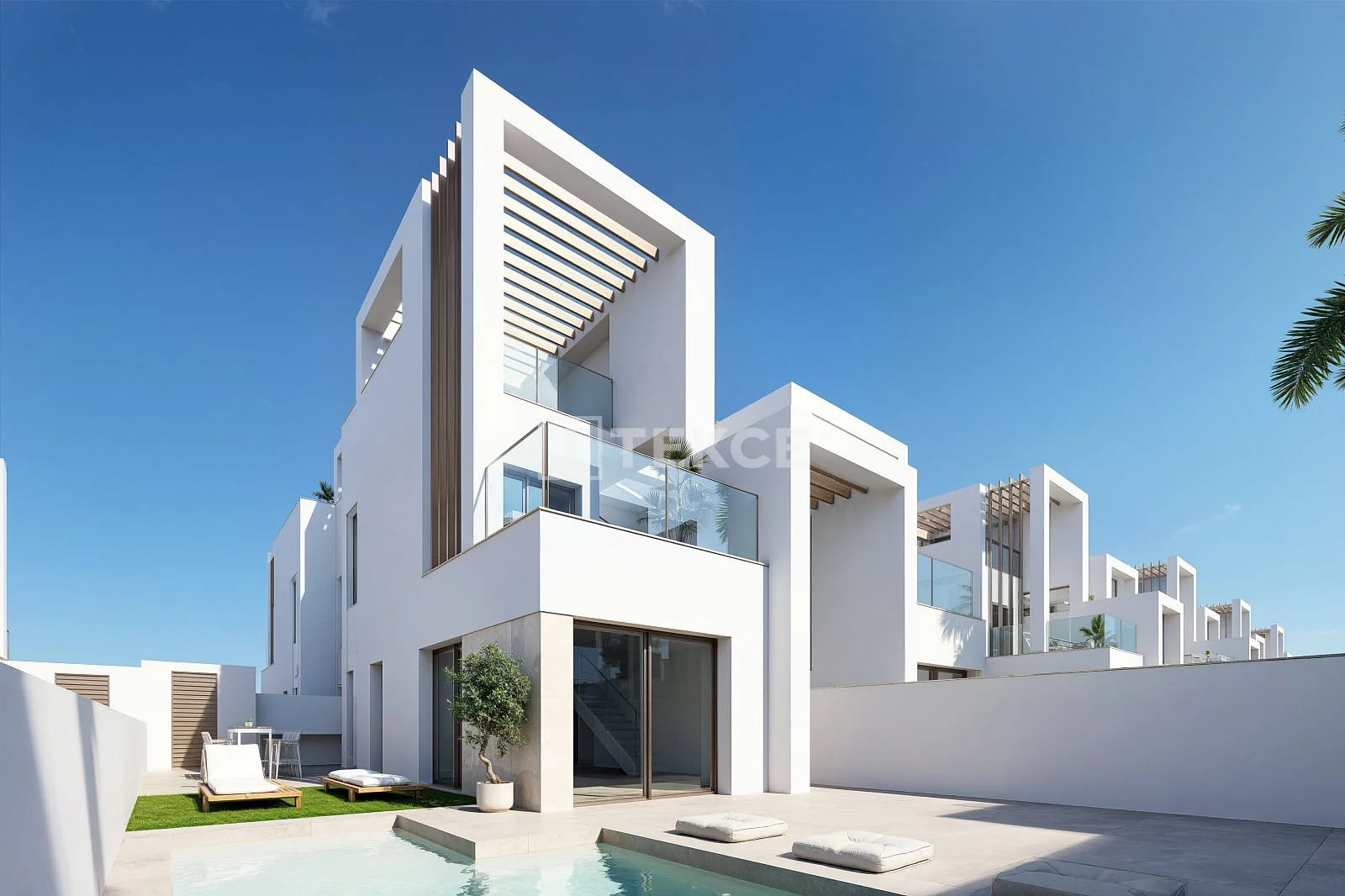 3-Bedroom Duplex Villa with Private Pool in Los Alcazares, photo 2