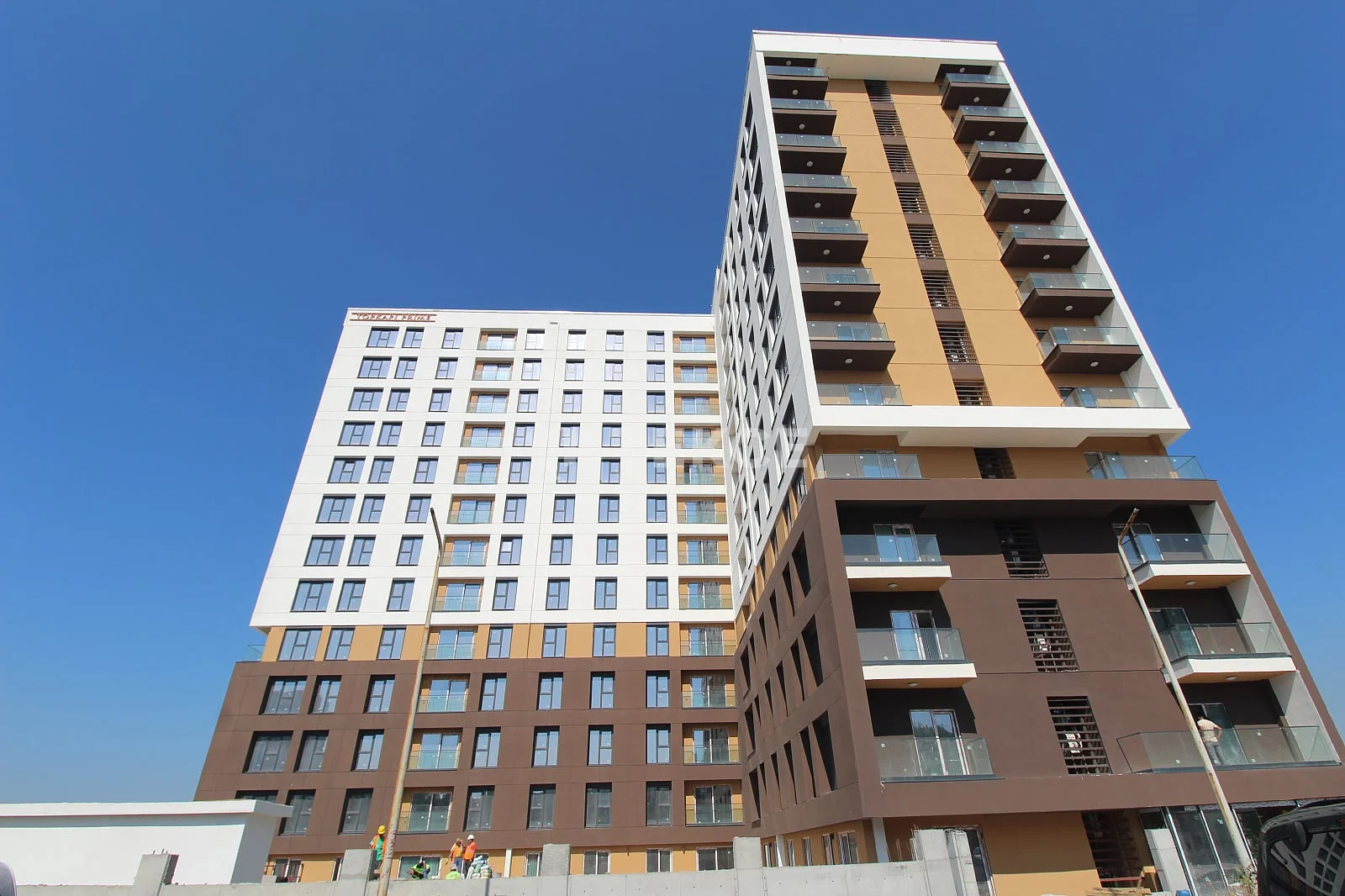 2-Bedroom (2+1) Apartment with City View in Zeytinburnu, Istanbul, photo 2