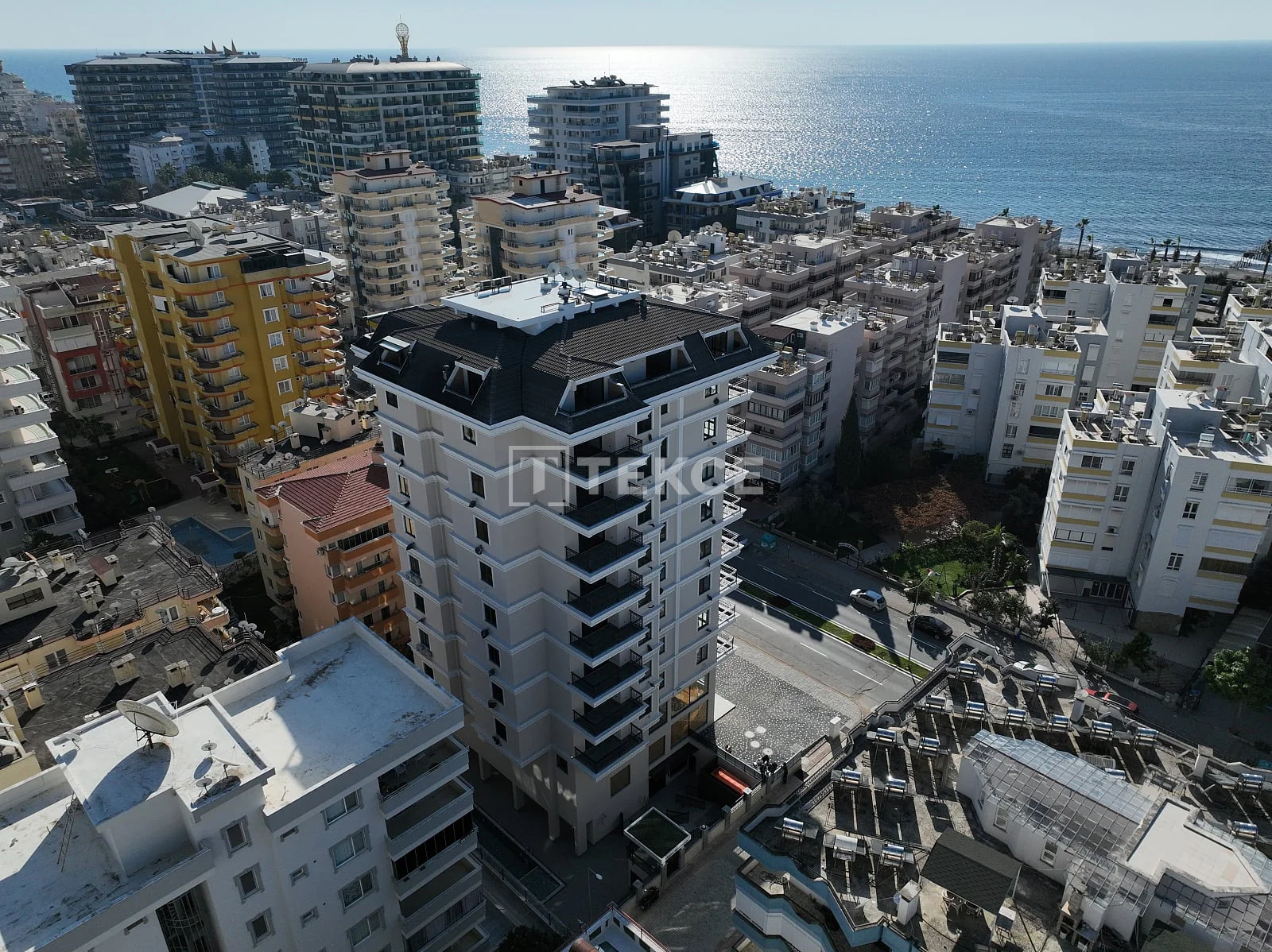 Современная квартира в Махмутларе с видом на море и горы, фото 2