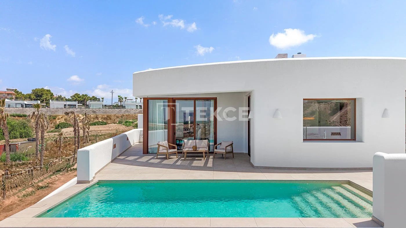 4-Bedroom Villa with Private Pool in Algorfa, photo 5