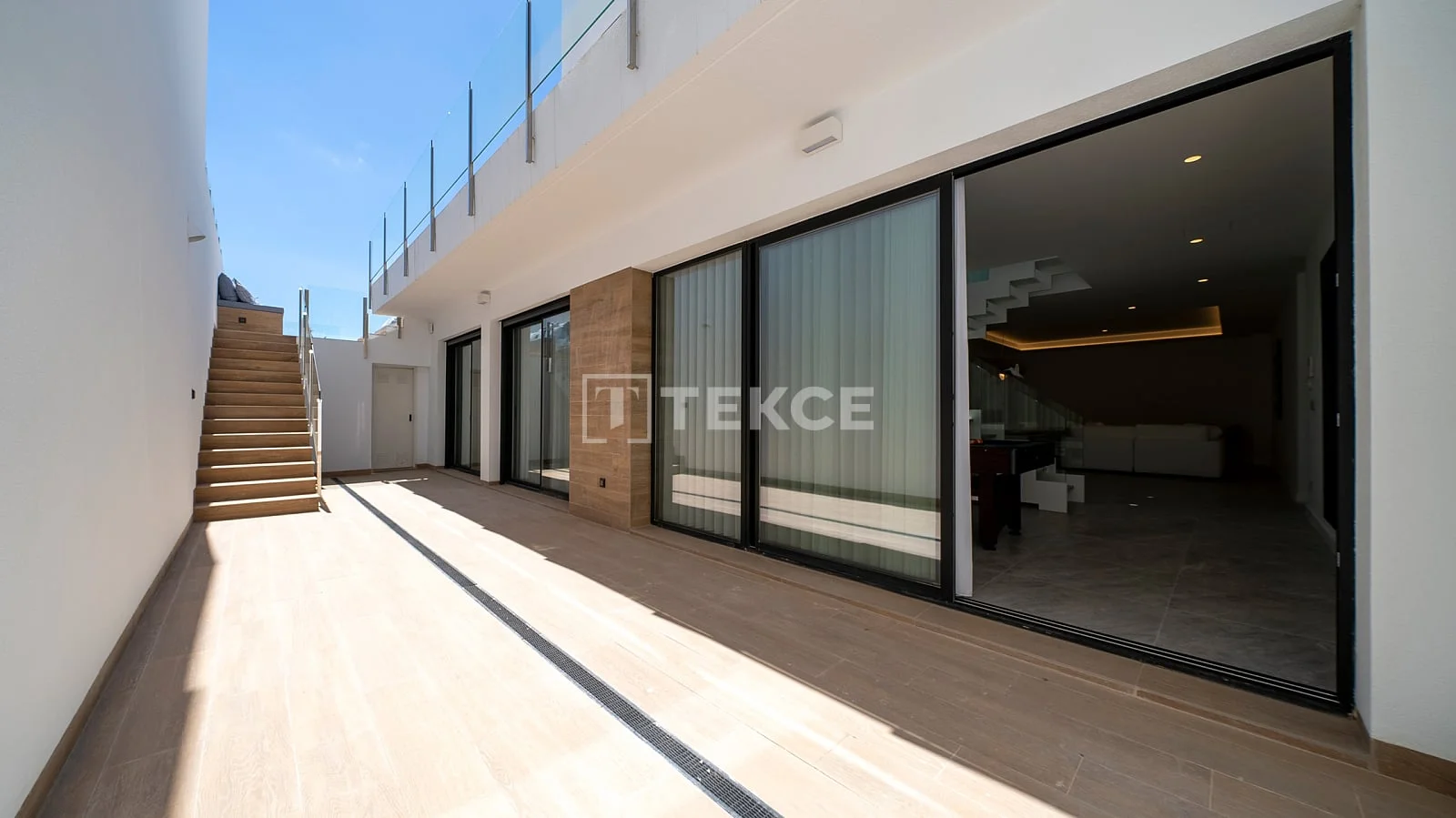 4-Bedroom Villa with Private Pool in Finestrat, photo 5