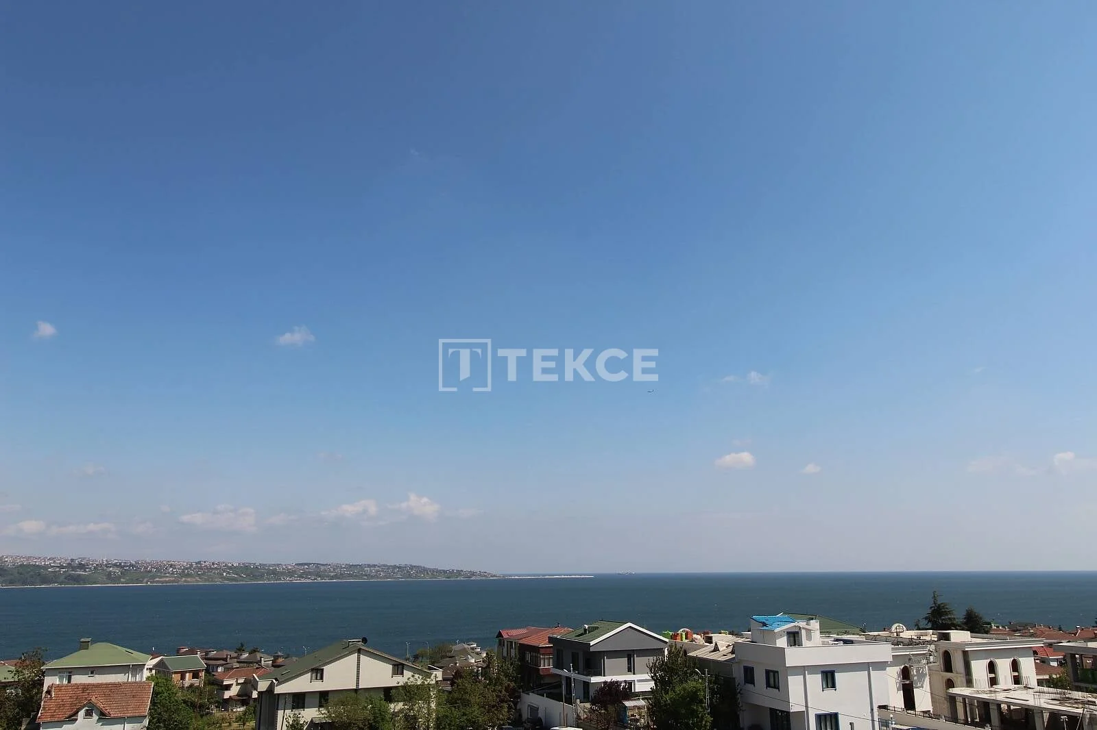 5-Bedroom Villa with Private Pool and Sea View in Buyukcekmece, Istanbul, photo 2