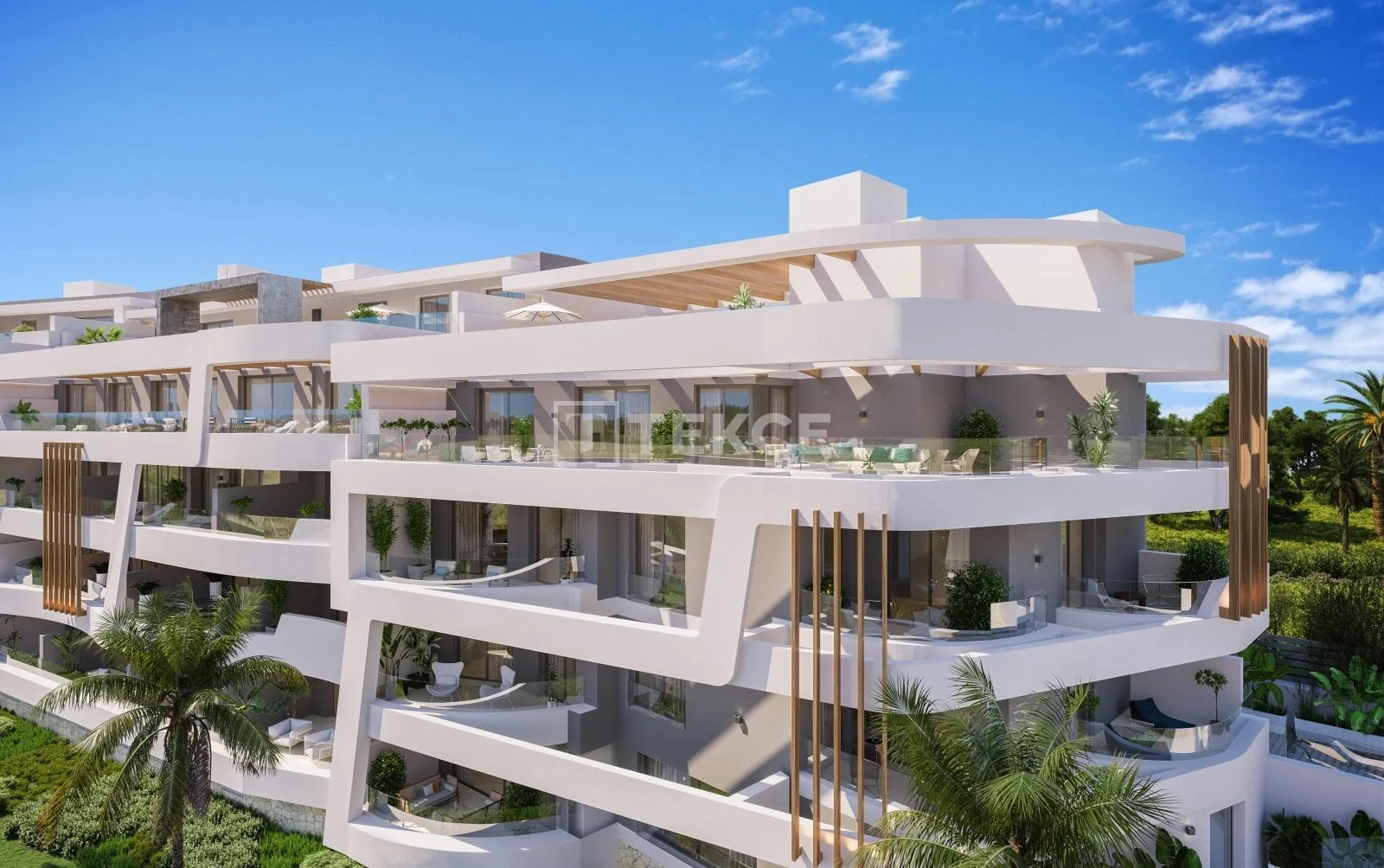 2-Bedroom Apartment with Golf Course View in Marbella, photo 3