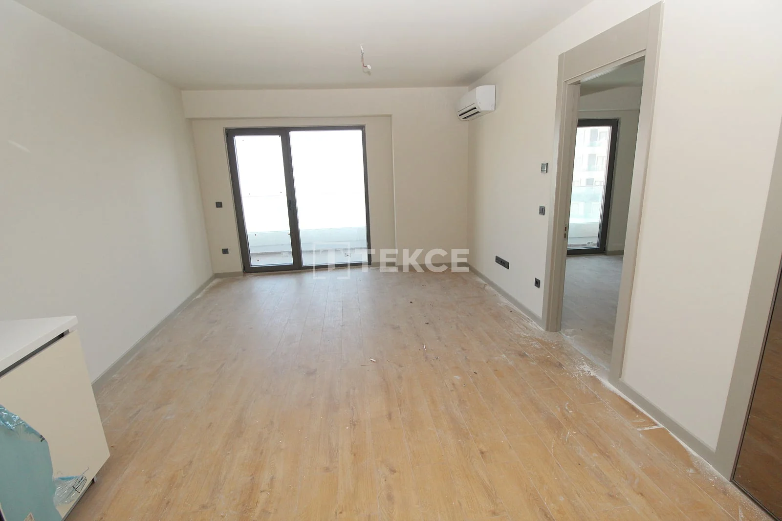 1-Bedroom Apartment with City View in Buyukcekmece, Istanbul, photo 3