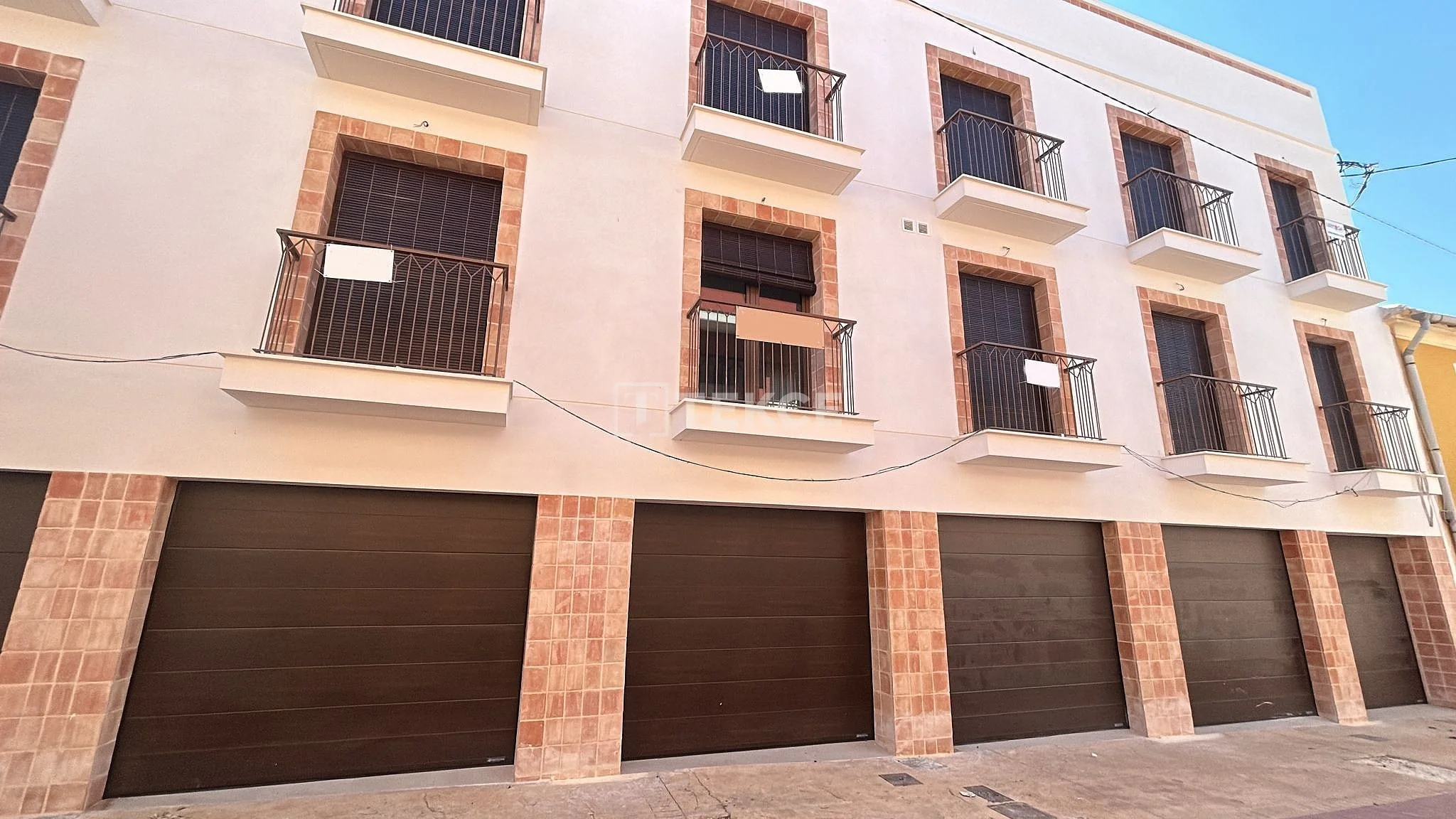 1-Bedroom Penthouse and Apartment in Onda de las Nieves, photo 5