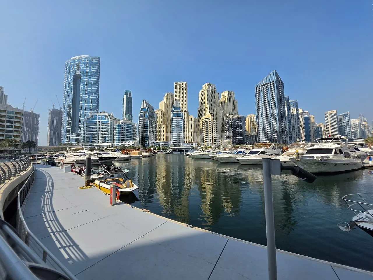 2-Bedroom Apartment with Sea View in Dubai Marina, Dubai, photo 3
