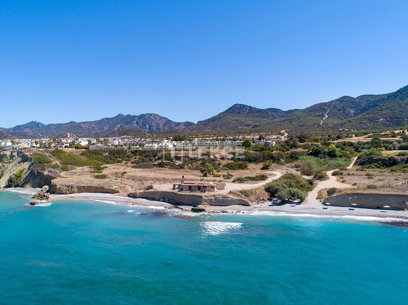 3-Bedroom Penthouse and Apartment with Sea and Mountain Views in Famagusta, photo 4