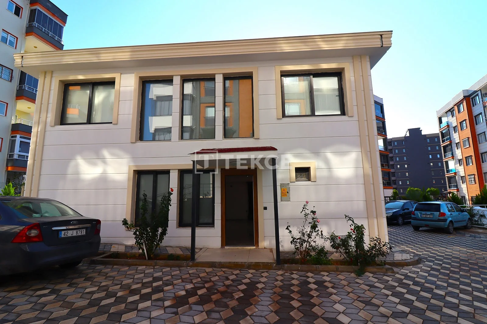 5-Bedroom Villa with Private Garden in Davultepe, Mersin, photo 2