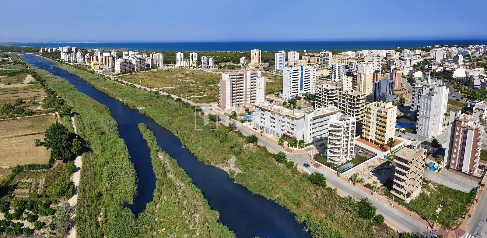 3-Bedroom Apartment with Nature Views in Guardamar del Segura, photo 4