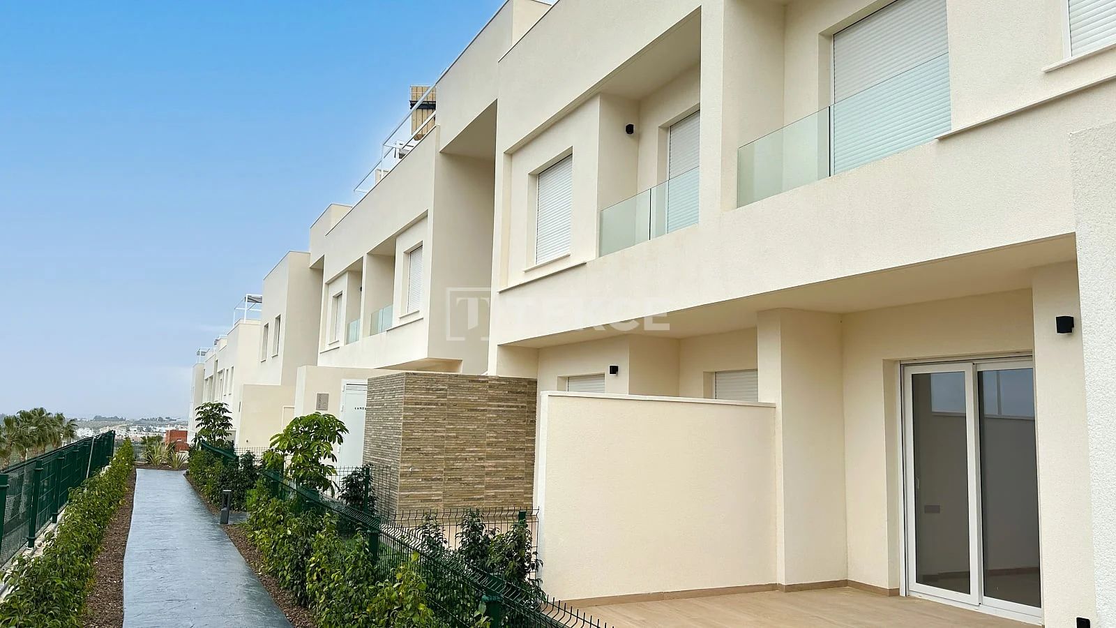 2-Bedroom Penthouse with Golf Course View in Algarve, photo 3