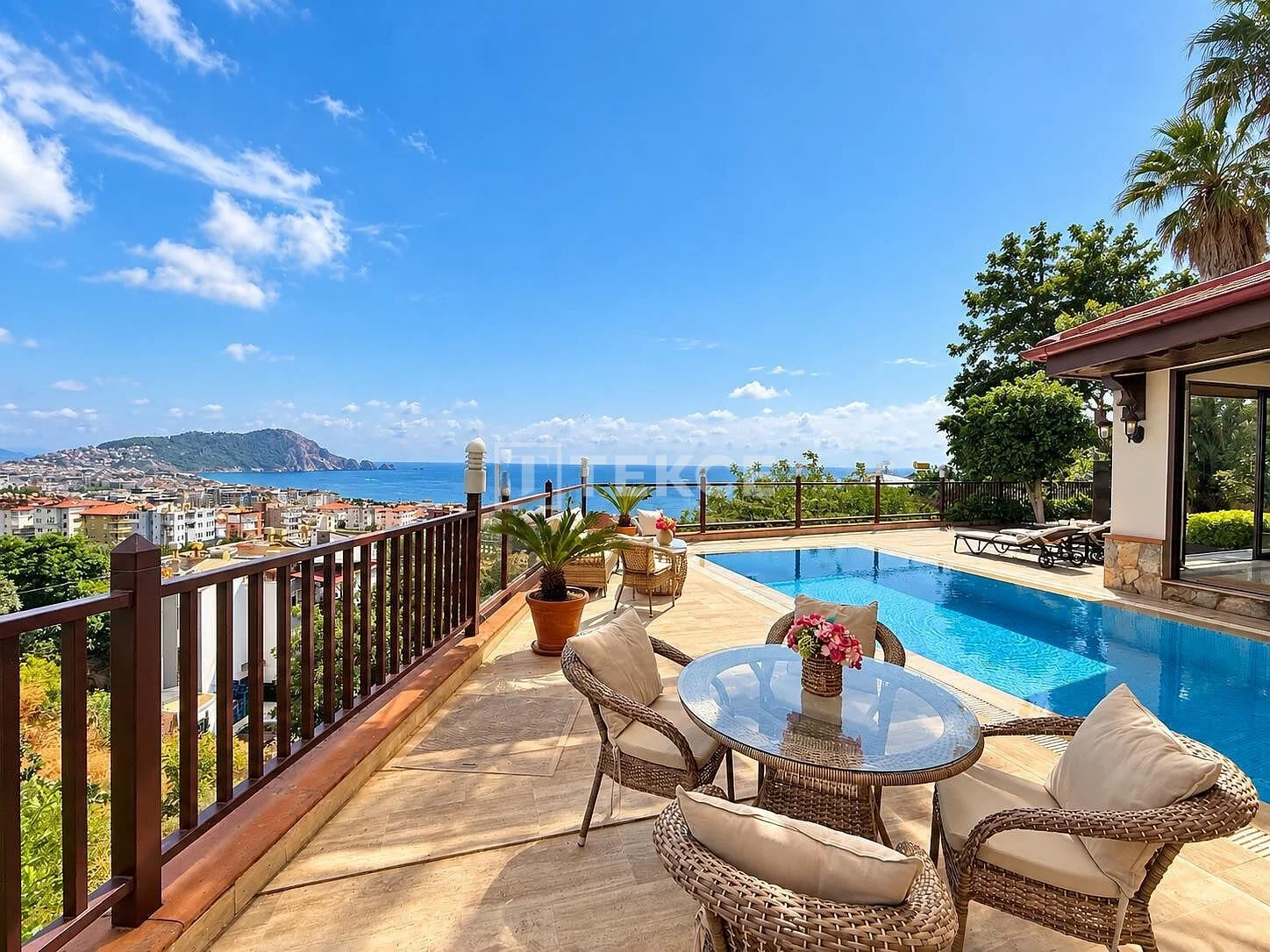 4-Bedroom Villa with Private Pool and Sea View in Alanya, photo 5