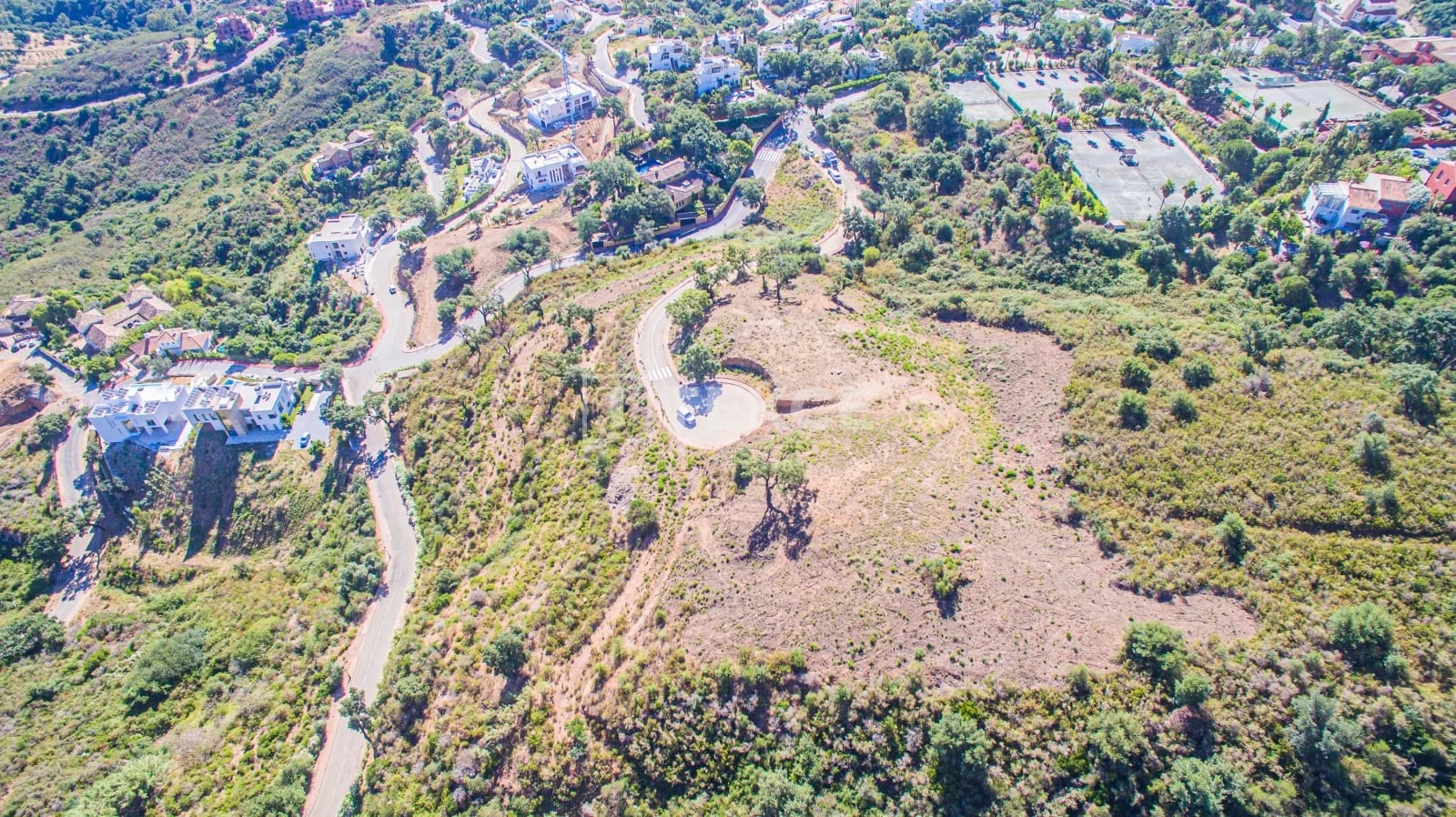 15,399 m² Land Plot with Sea and Mountain Views in Malaga, photo 3