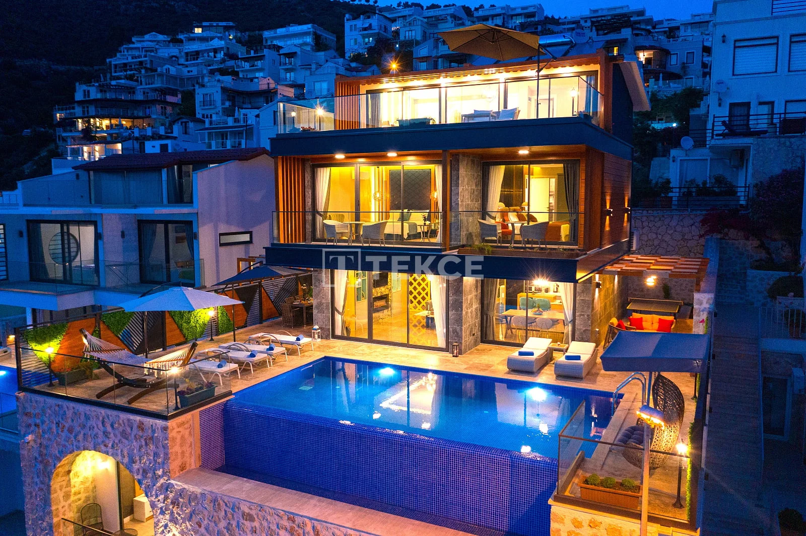 4-Bedroom Villa with Private Pool and Sea Views in Kas