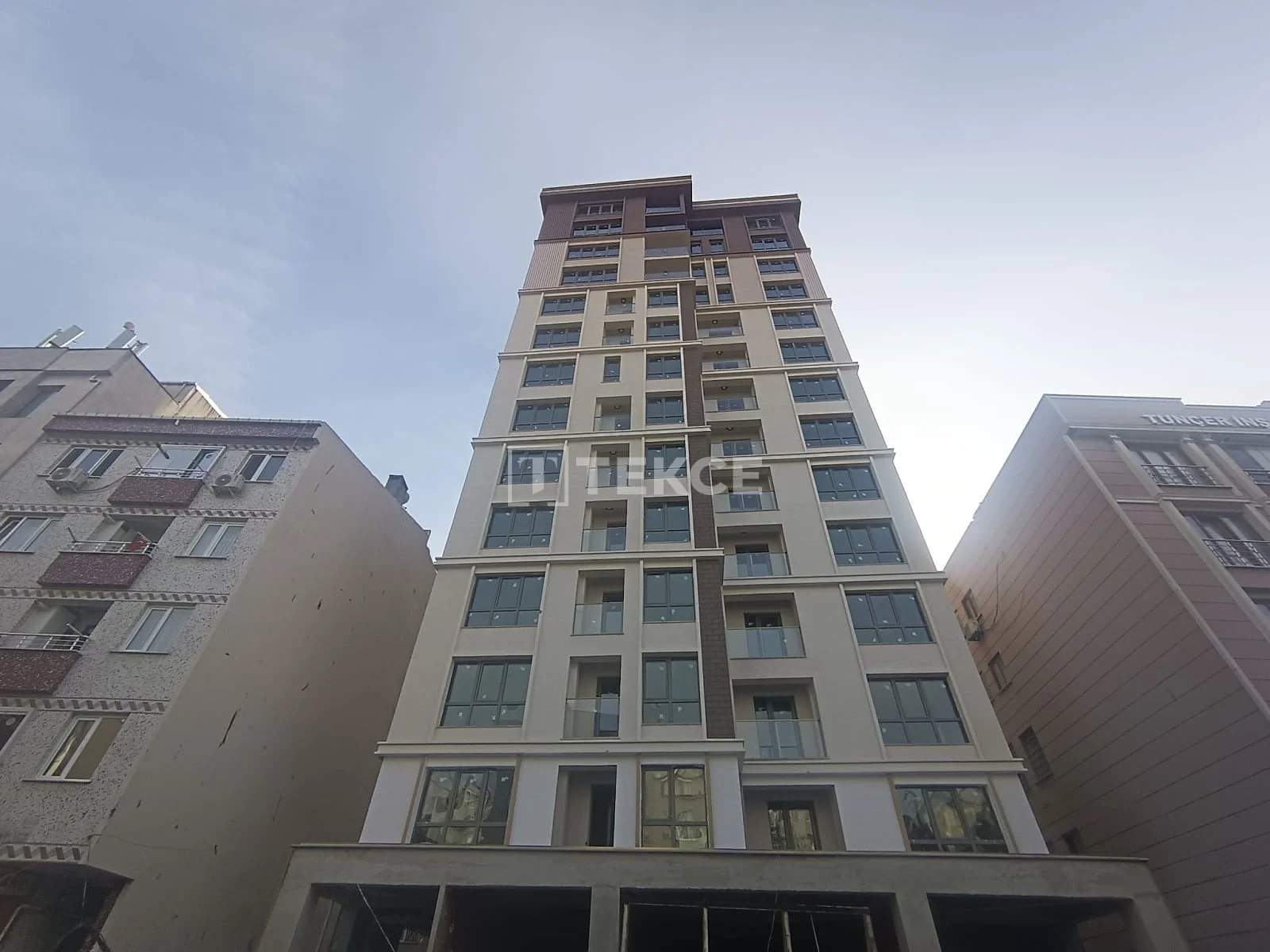 3-Bedroom Apartment with Sea and City Views in Zeytinburnu, Istanbul, photo 3