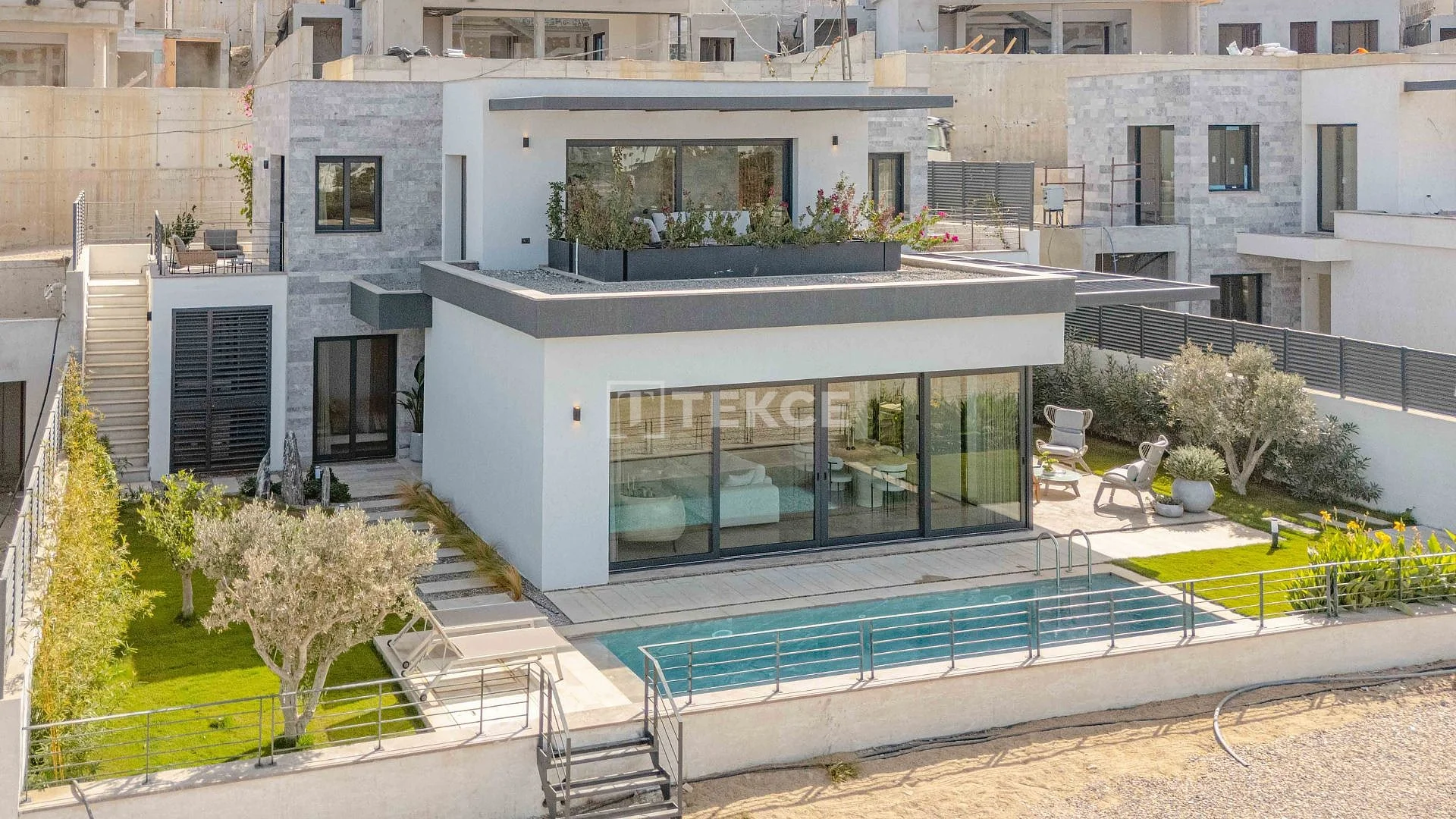 4-Bedroom Villa with Private Pool and Sea Views in Bodrum, photo 2