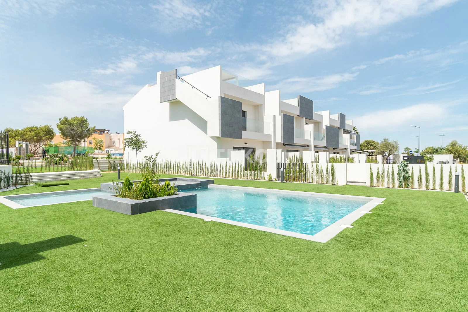 3-Bedroom Apartment with Terrace in Torrevieja