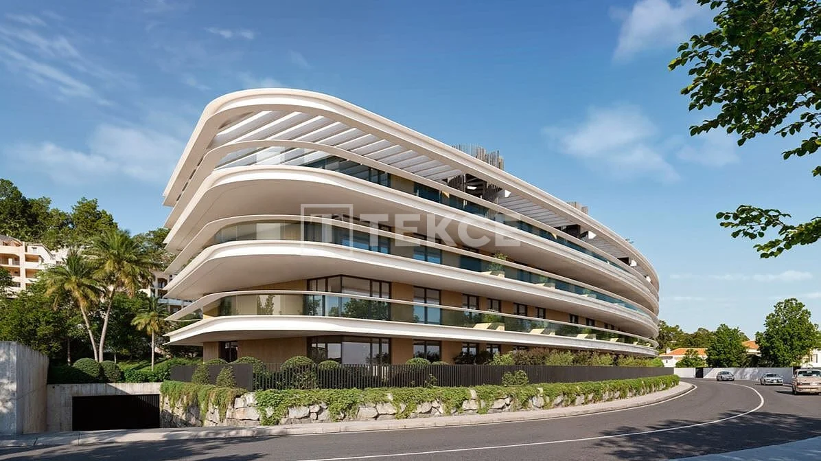 2-Bedroom Apartment with Sea View in Manilva, Costa del Sol