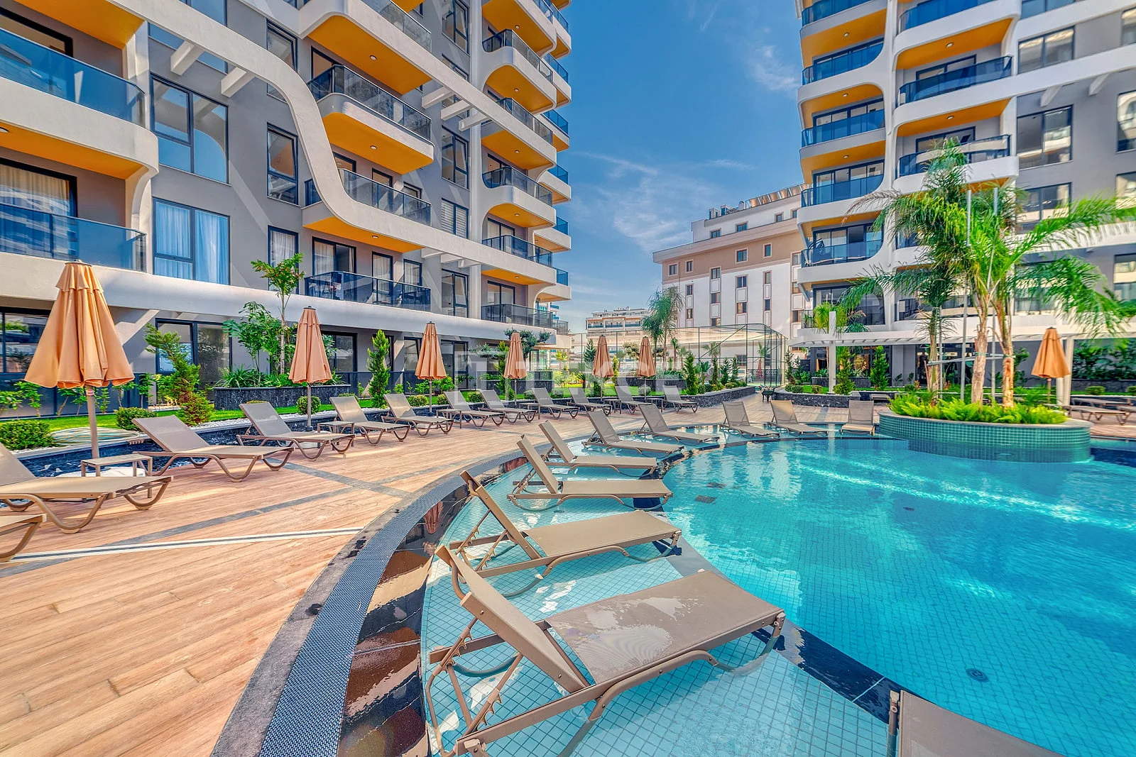 2-Bedroom Penthouse and Apartment with Sea View in Tosmur, Alanya, photo 5