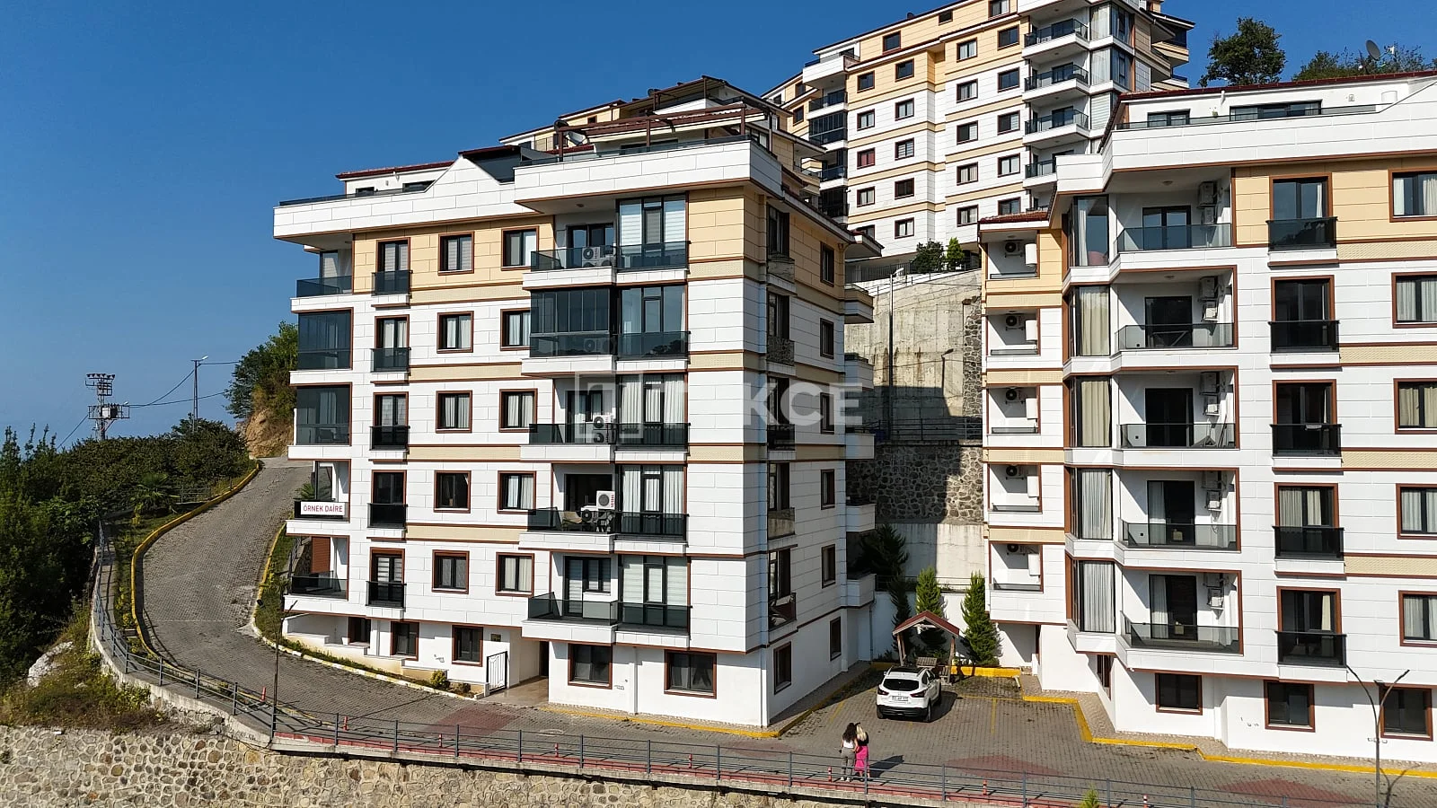2-Bedroom Apartment with Mountain and Sea Views in Arakly