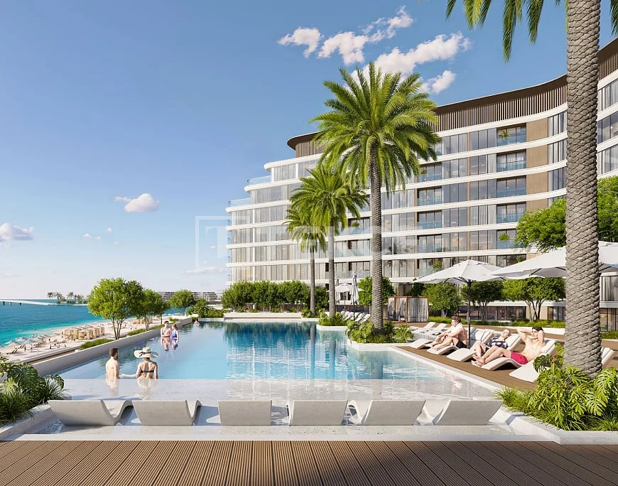 3-Bedroom Beachfront Apartment with Smart Home in Umm Al Quwain, photo 5