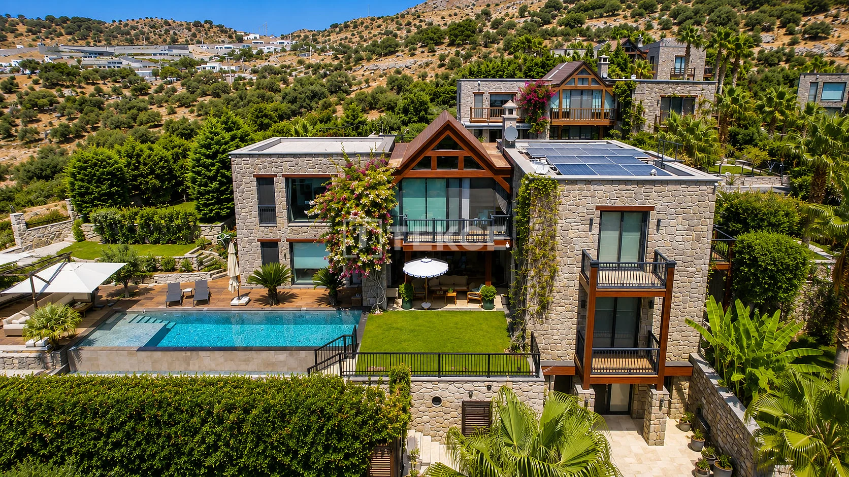 5-Bedroom Villa with Private Pool and Sea View in Bodrum