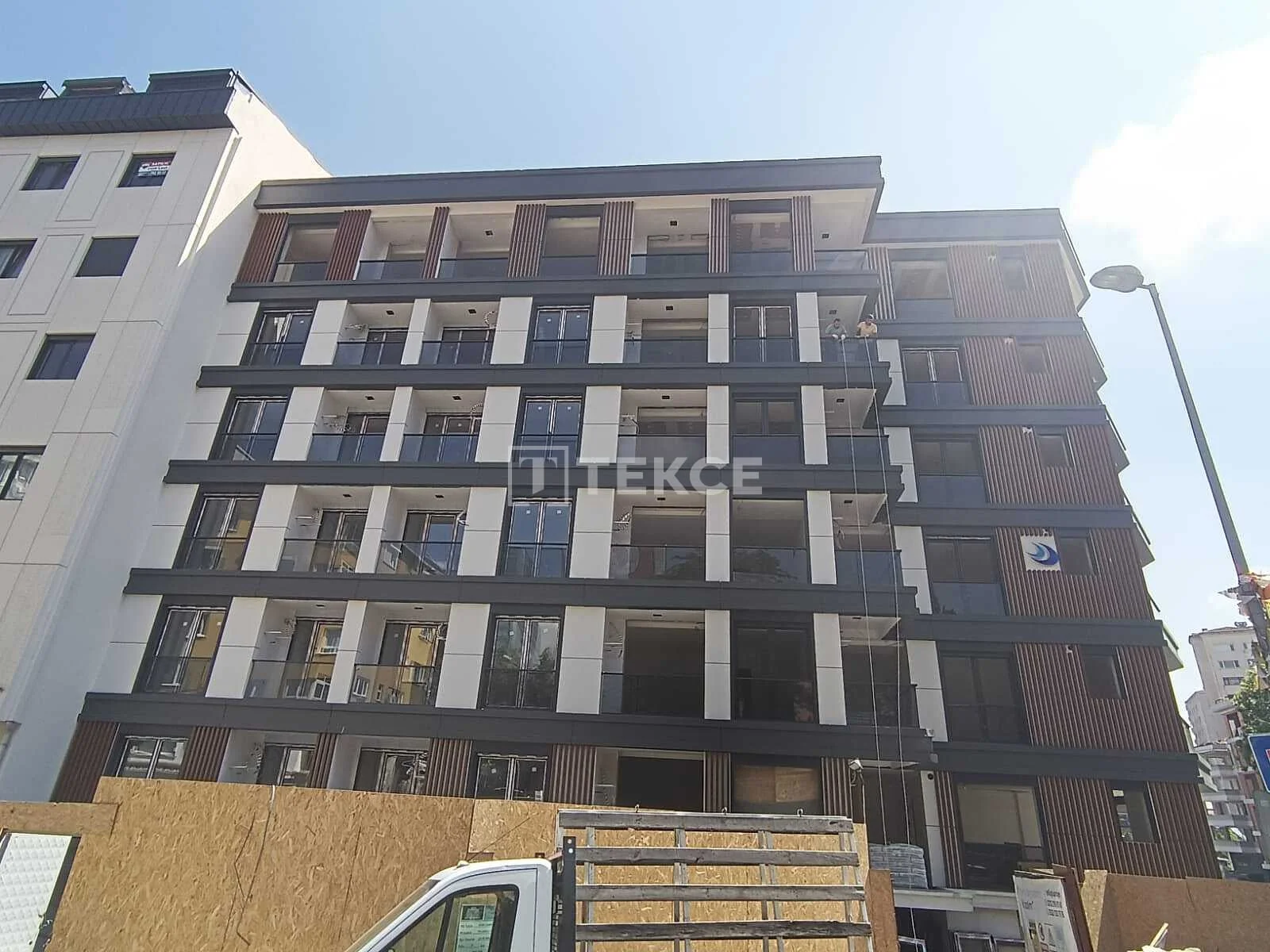 2-Bedroom Apartment with City View in Besiktas, Istanbul, photo 2