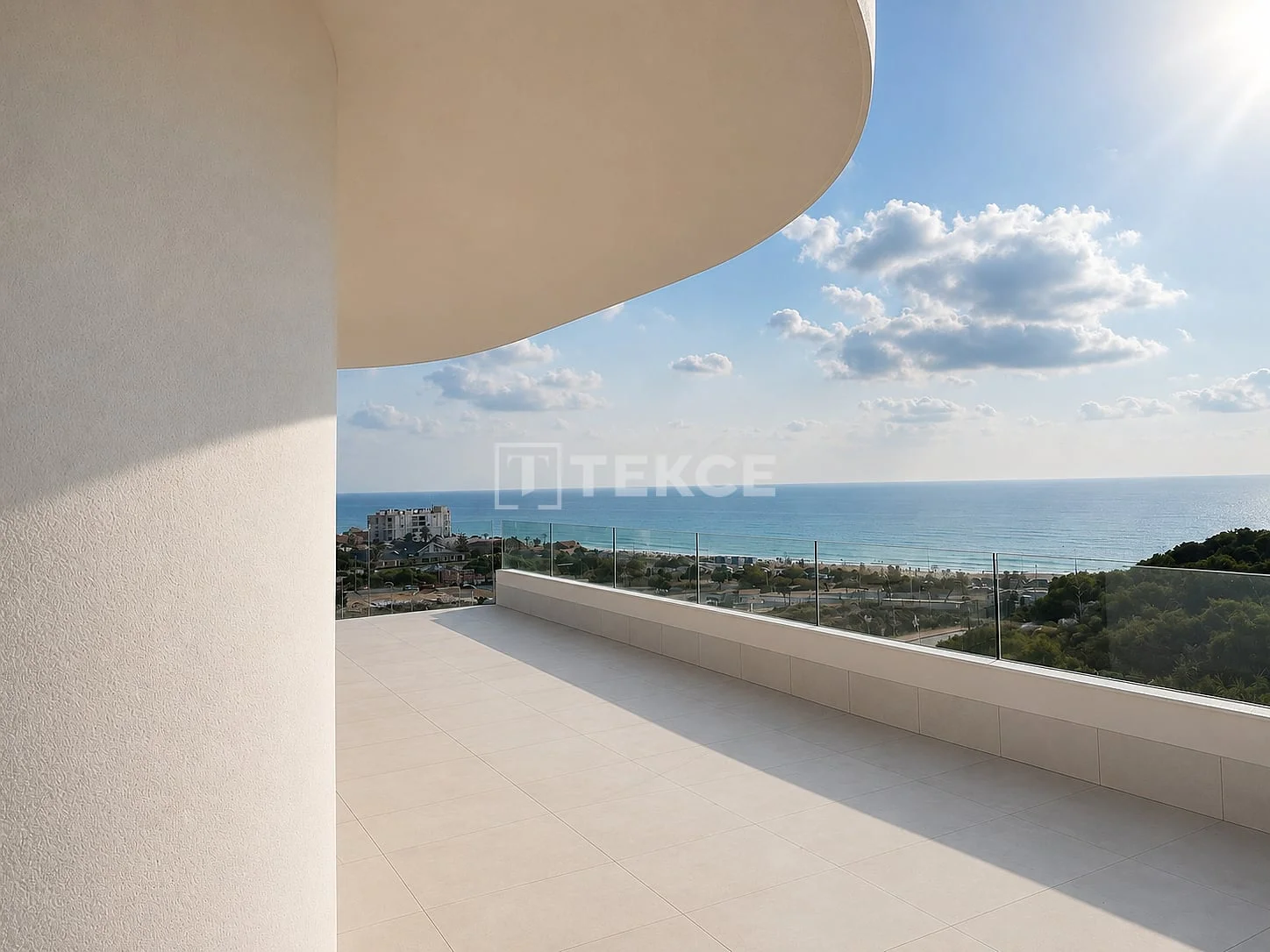 2-Bedroom Penthouse with Sea View in Torrevieja, photo 5