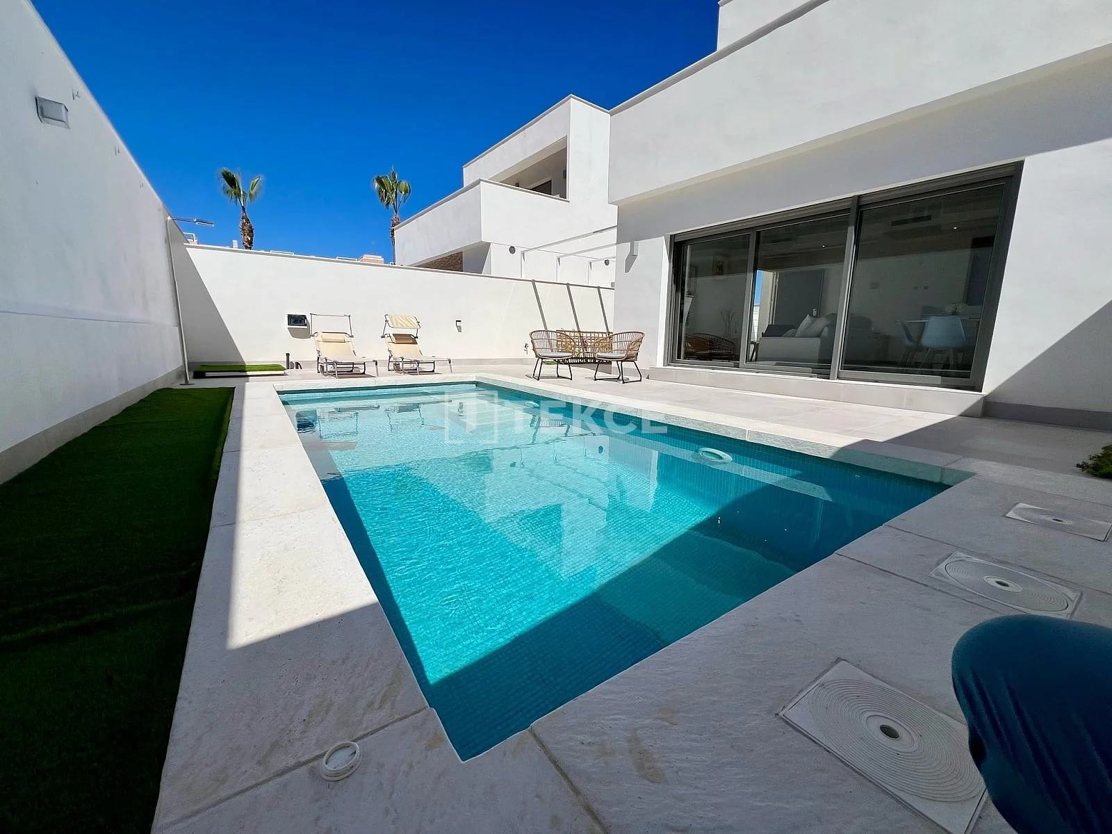 3-Bedroom Villa with Private Pool and Garden in Orihuela, photo 2
