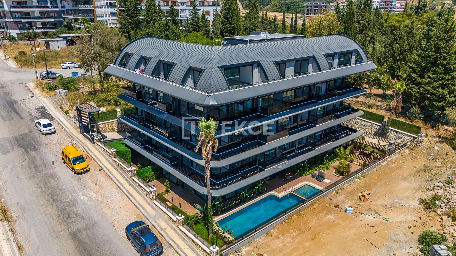 1-Bedroom Apartment with City View in Alanya