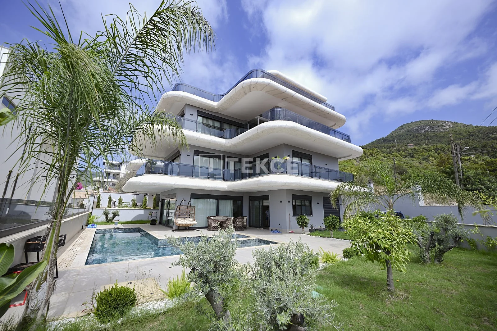 5-Bedroom Villa with Sea and Mountain Views in Alanya, photo 2