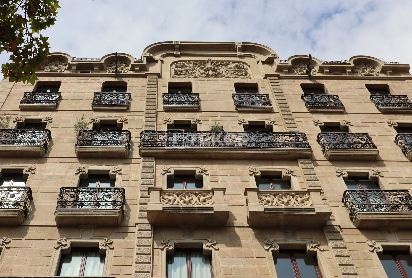 3-Bedroom Apartment with Sea View in Barcelona City Center, photo 2