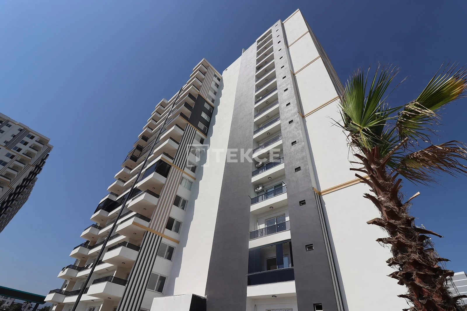 2-Bedroom Apartment with City and Mountain Views in Mersin, Turkey, photo 2