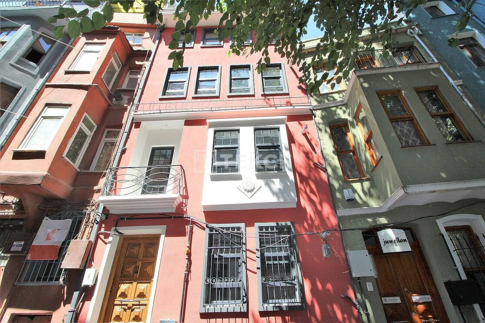 Commercial Building 340 m² in Fatih, Istanbul, photo 3