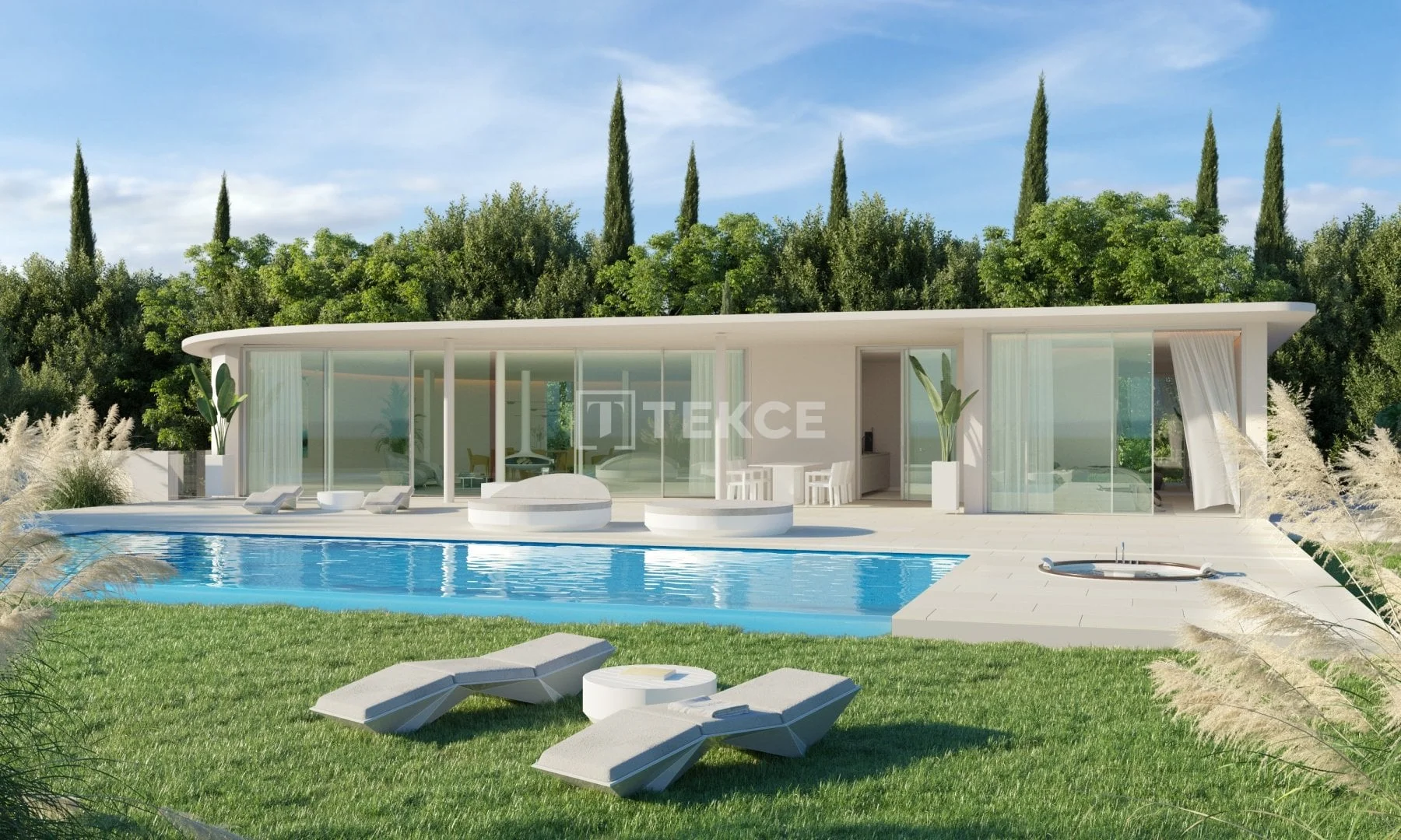 5-Bedroom Villa with Sea and Mountain Views in Fuengirola