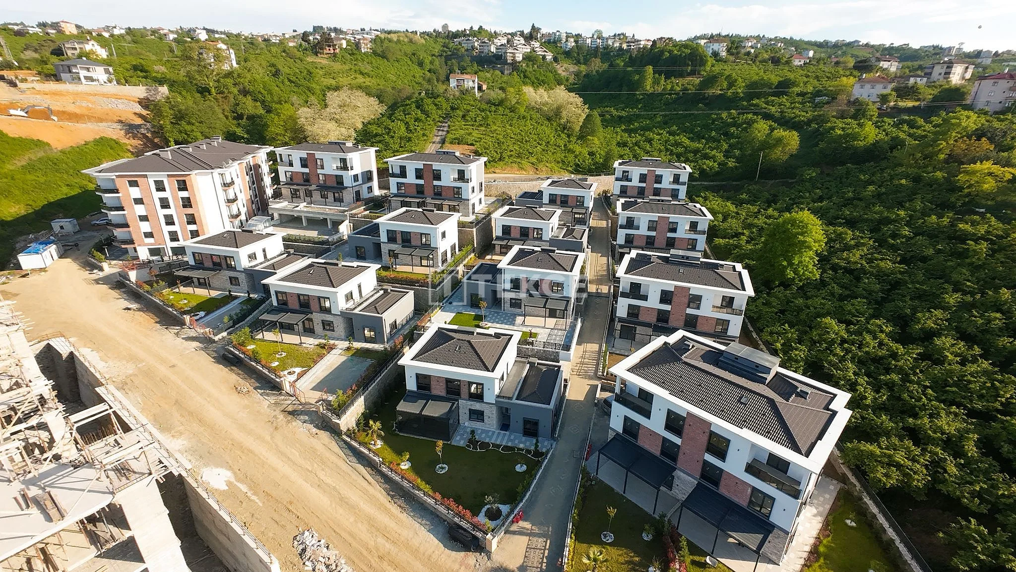 4-Bedroom Villa with Sea View in Trabzon, photo 2