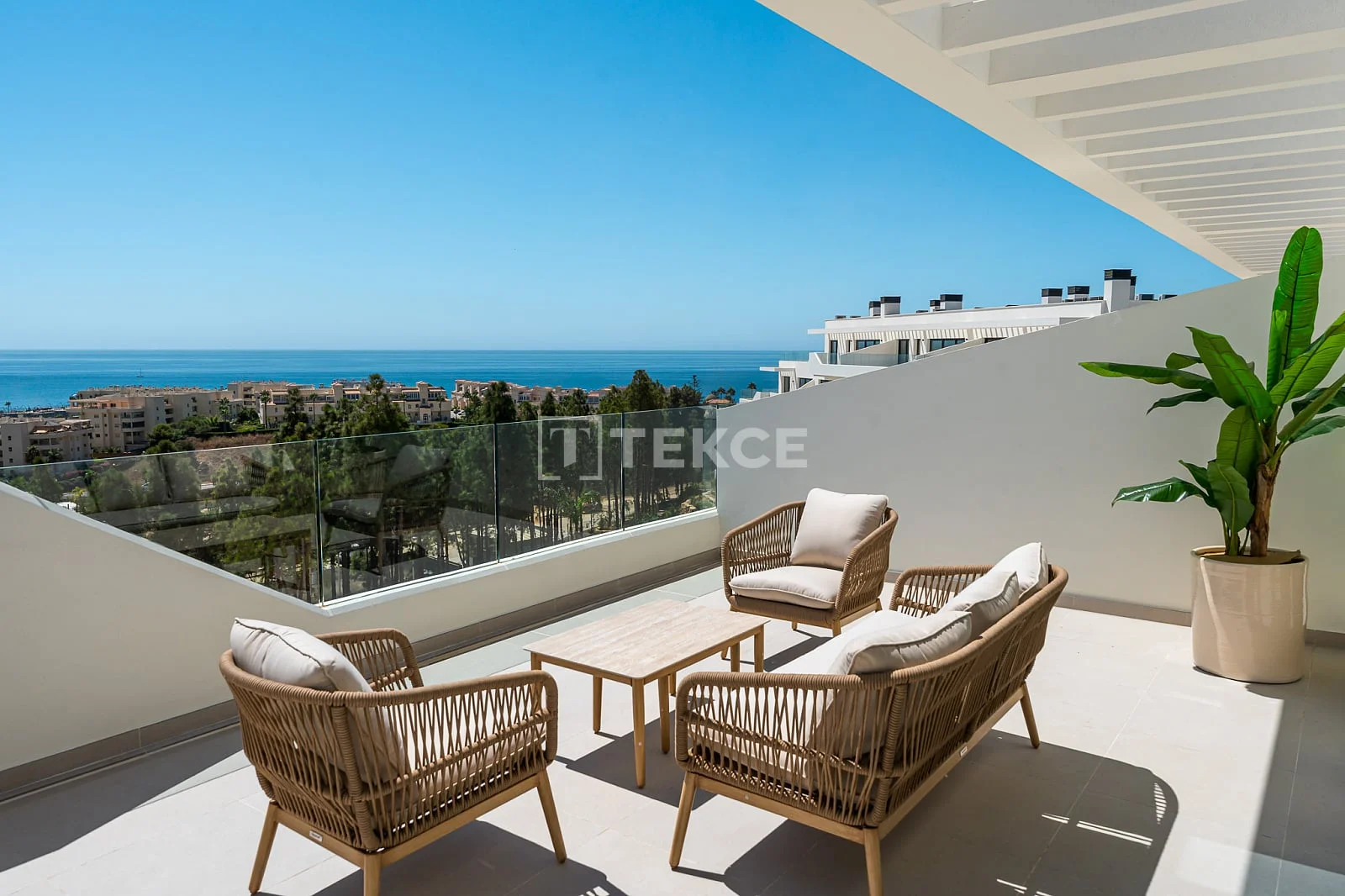 3-Bedroom Apartment with Sea View in Mijas, photo 2