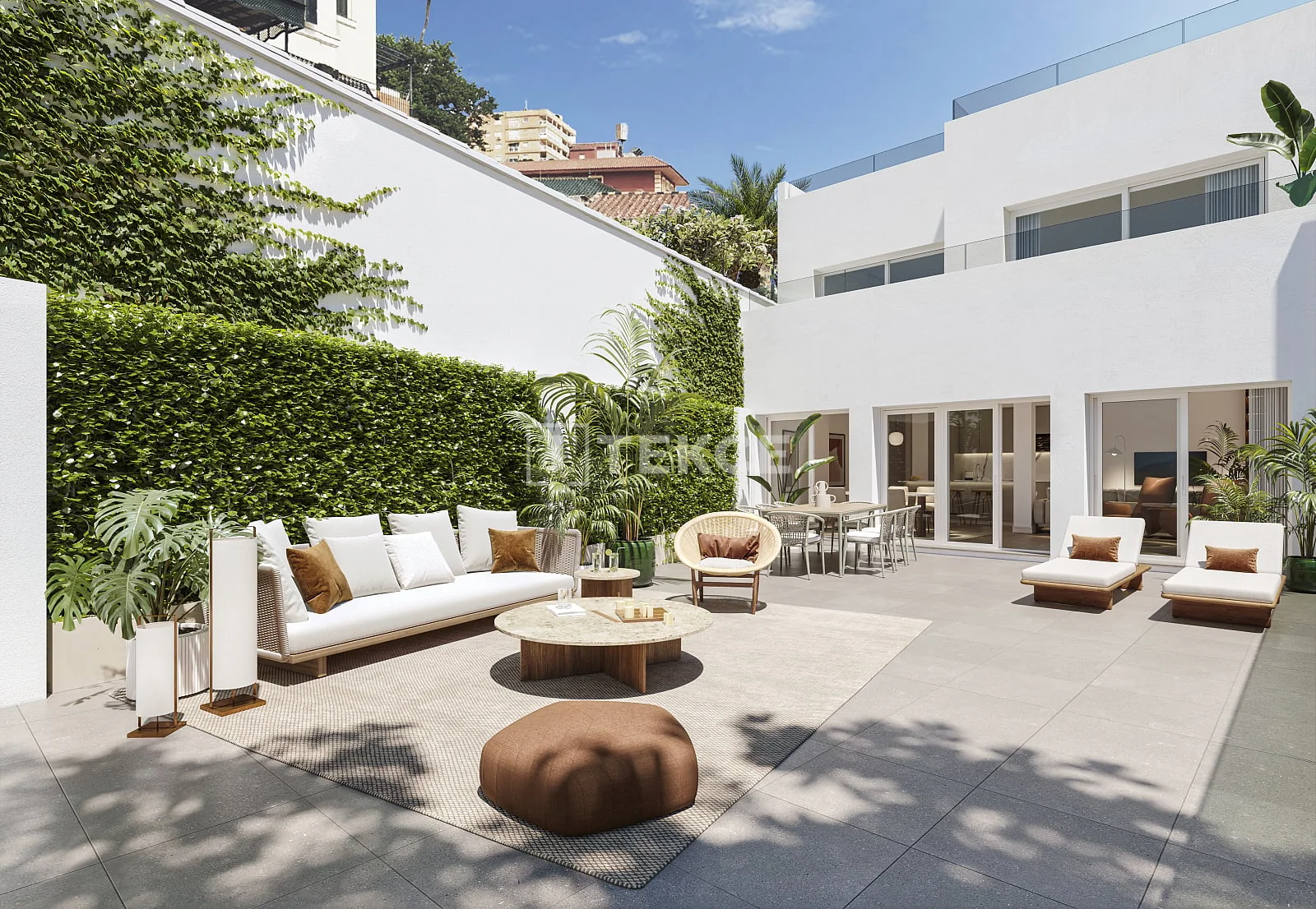 2-Bedroom Apartment with Sea View in Malaga, Spain