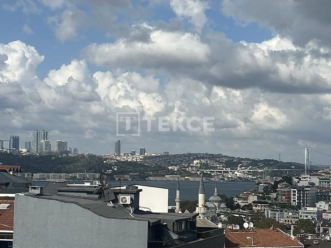 4-Bedroom Duplex Apartment with Bosphorus View in Uskudar, Istanbul