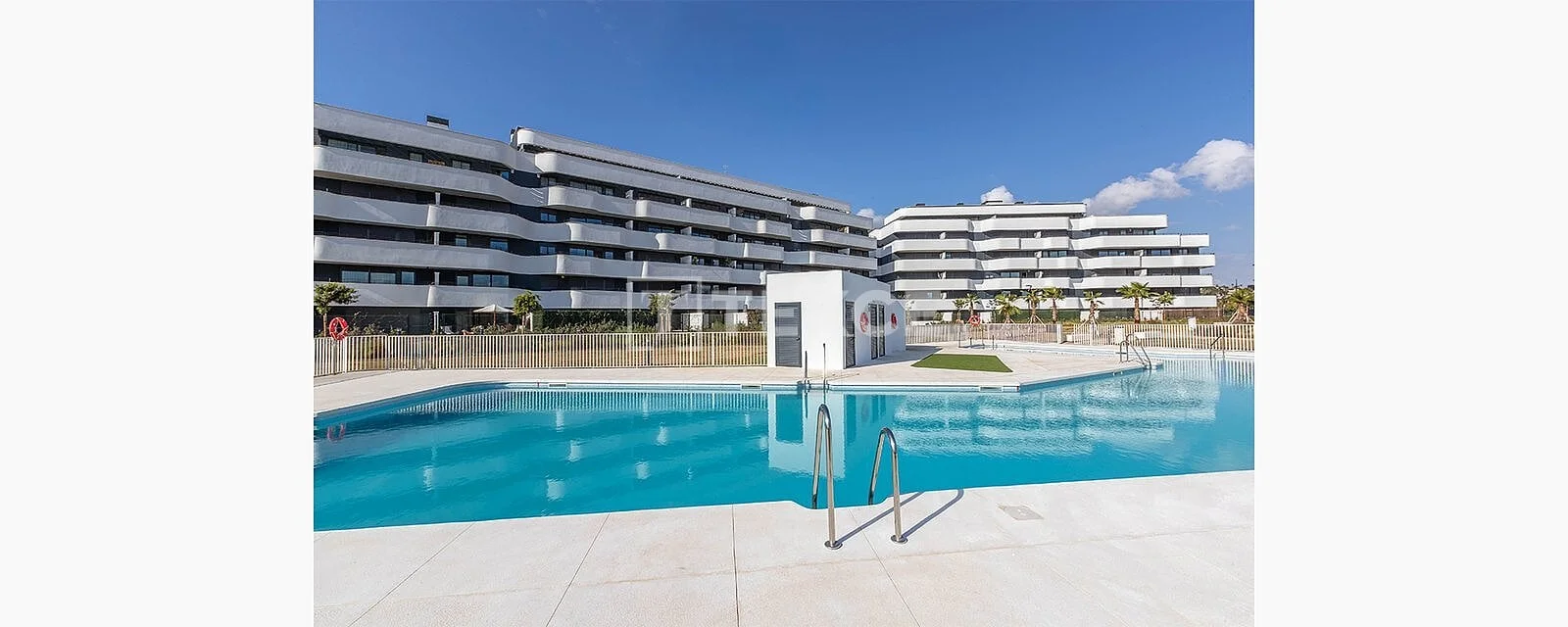 3-Bedroom Penthouse with Sea Views in Torremolinos, photo 2