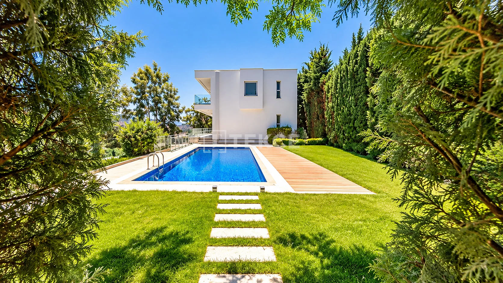 6-Bedroom Villa with Private Pool and Sea View in Bodrum, photo 2