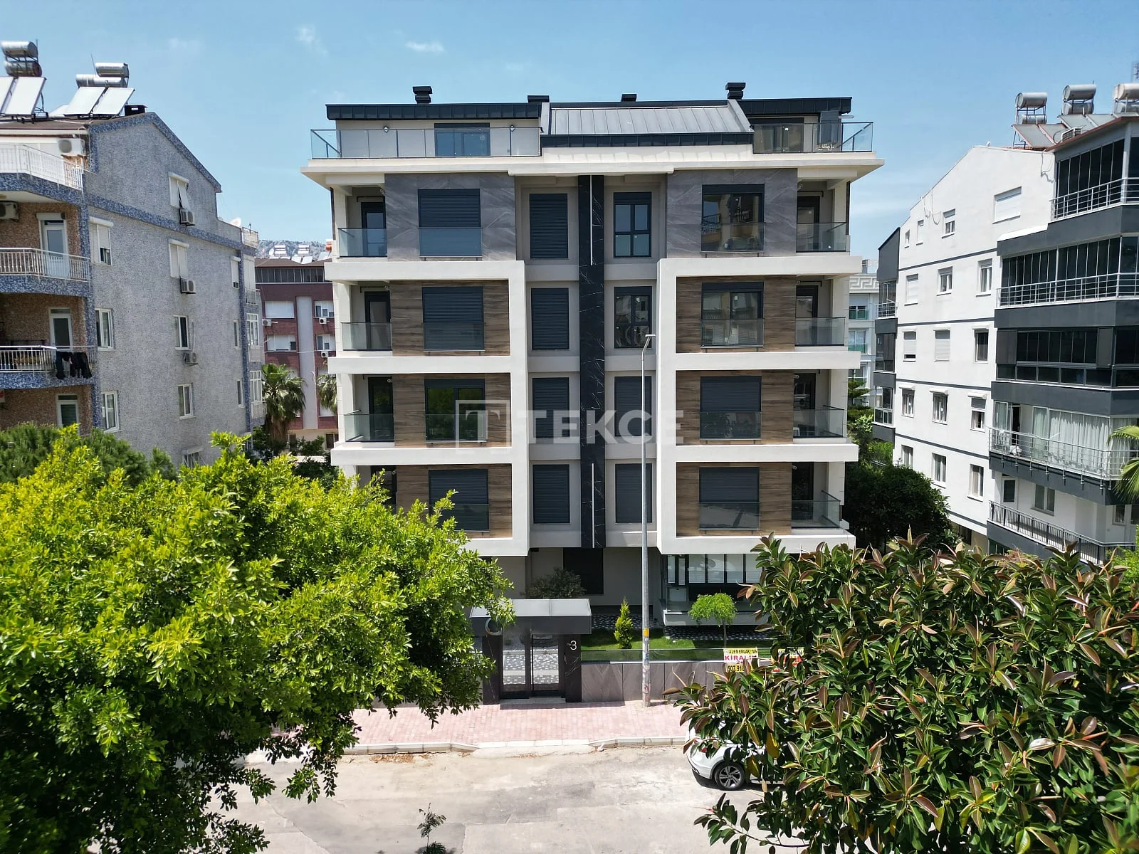 3-Bedroom Penthouse with Sea View in Konyaalti, Antalya