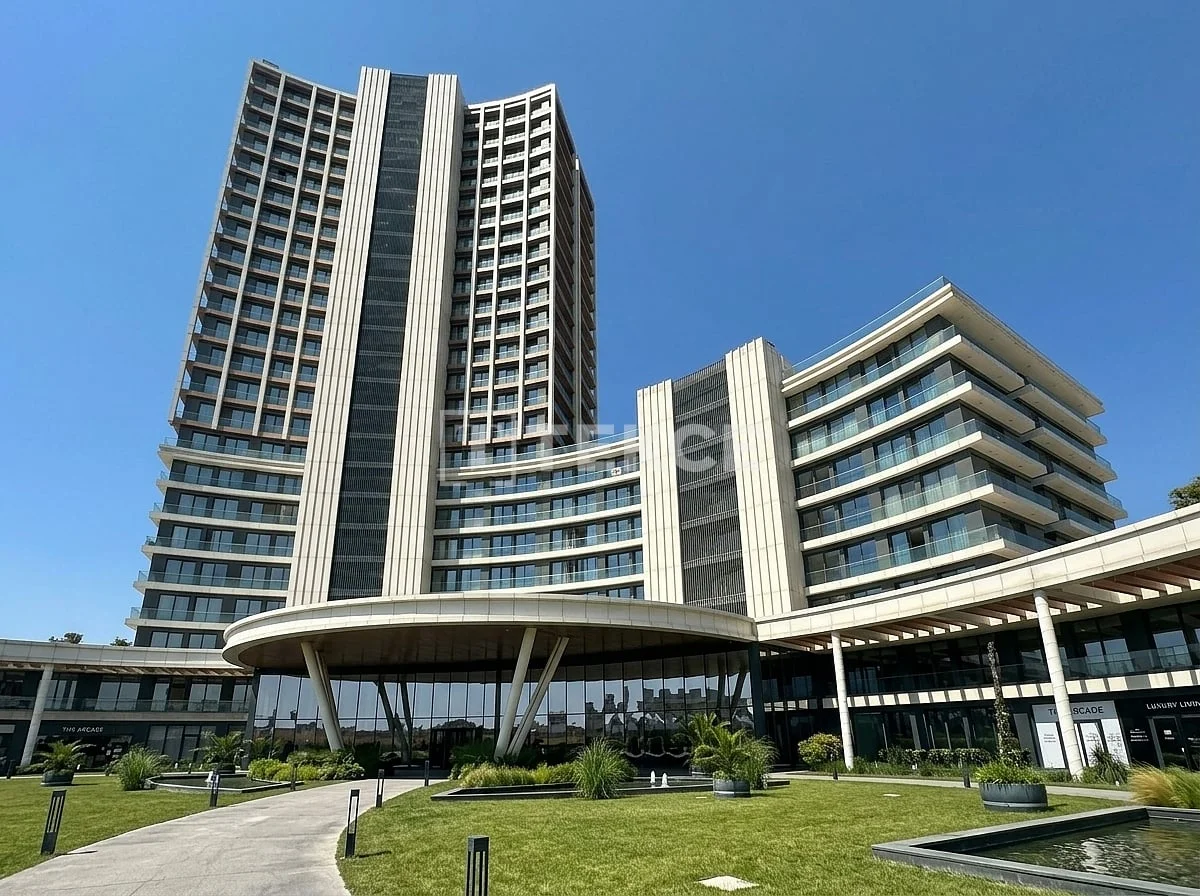 1-Bedroom Apartment with City View in Istanbul, photo 2