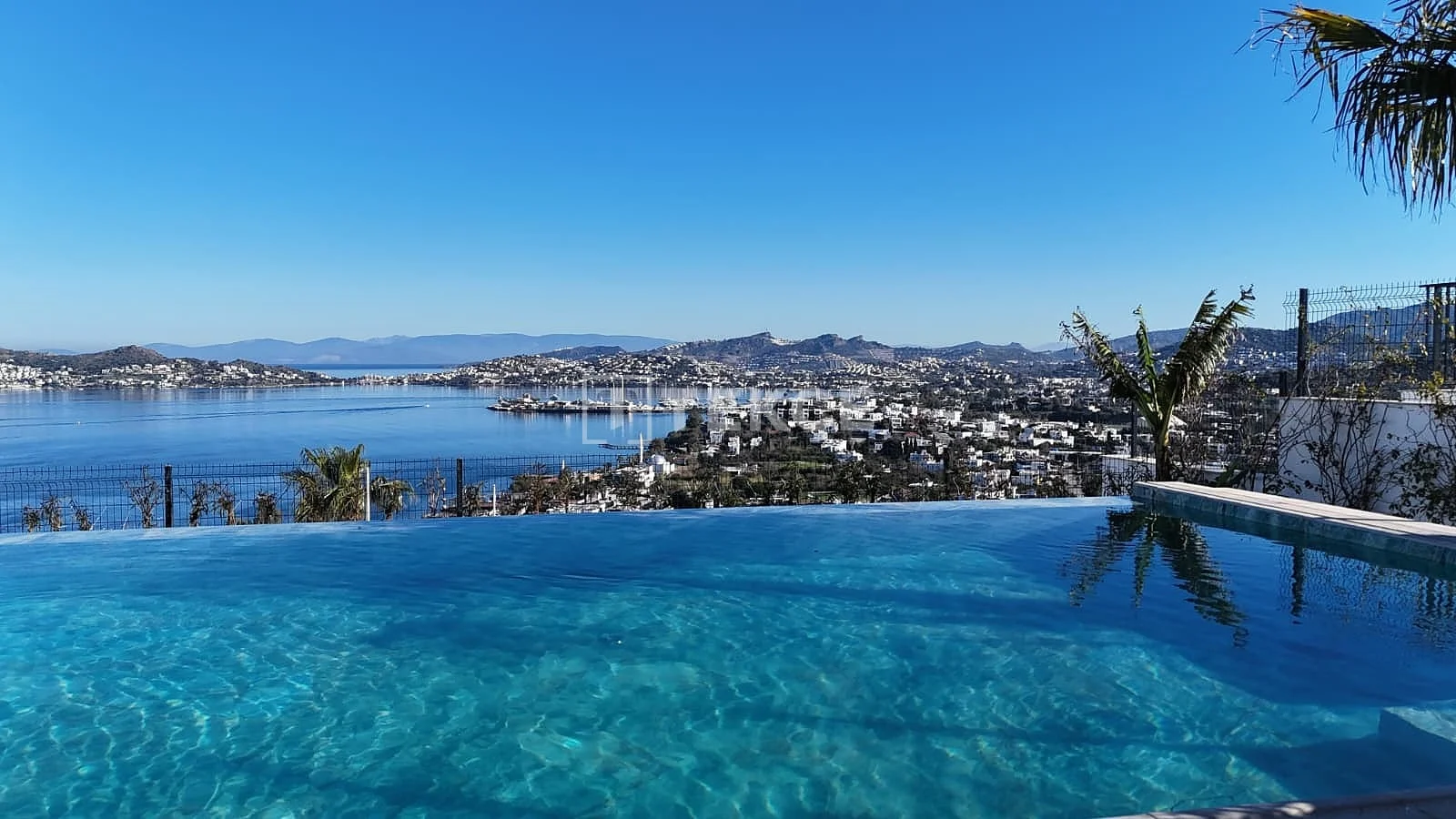6-Bedroom Villa with Private Pool and Garden in Yalikavak
