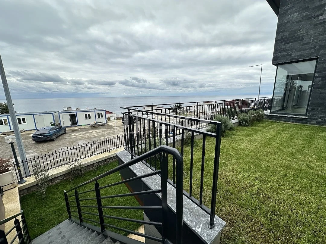 5-Bedroom Duplex Villa with Private Pool and Sea View in Trabzon, photo 5